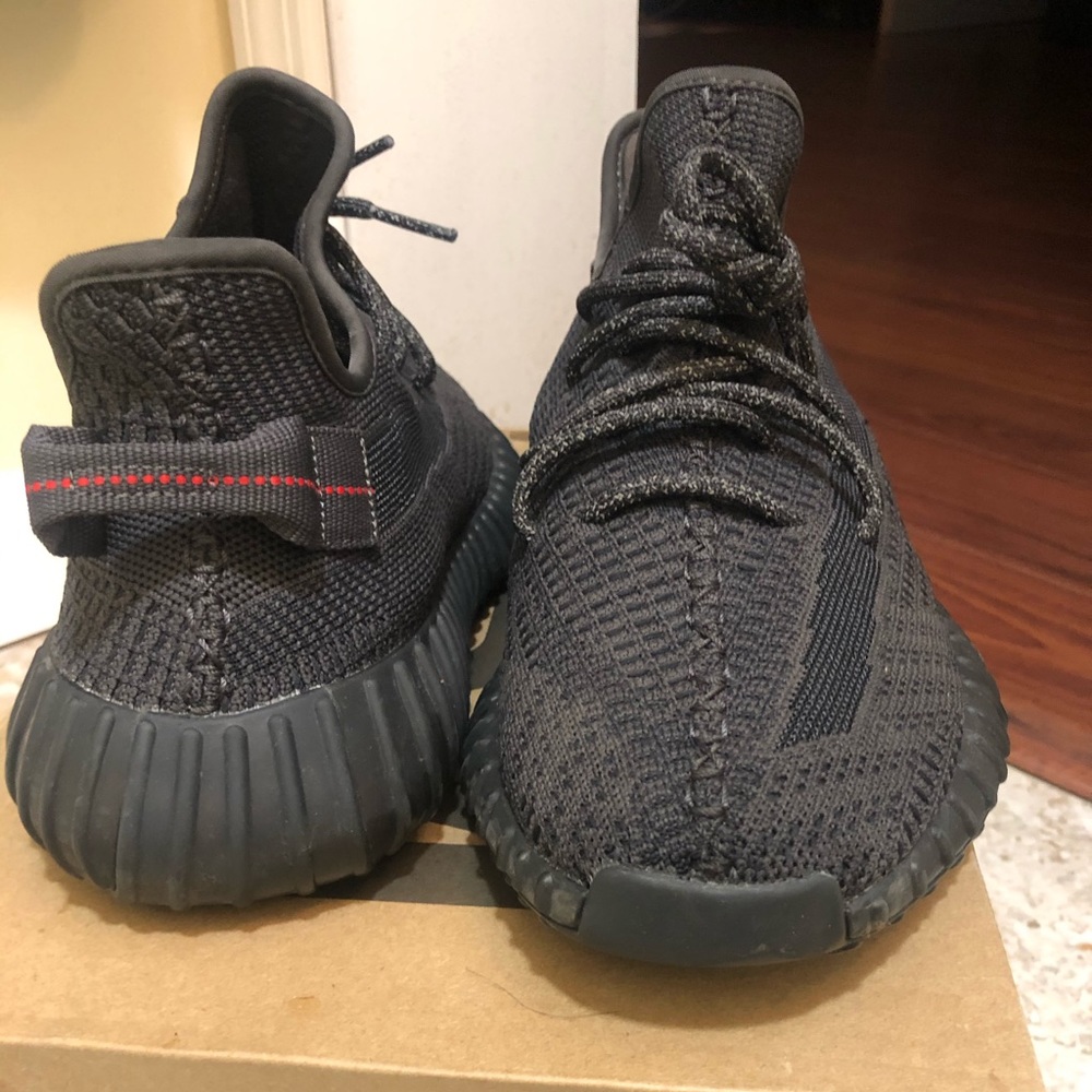 Yeezy Boost 350 V2 Black Non Reflective